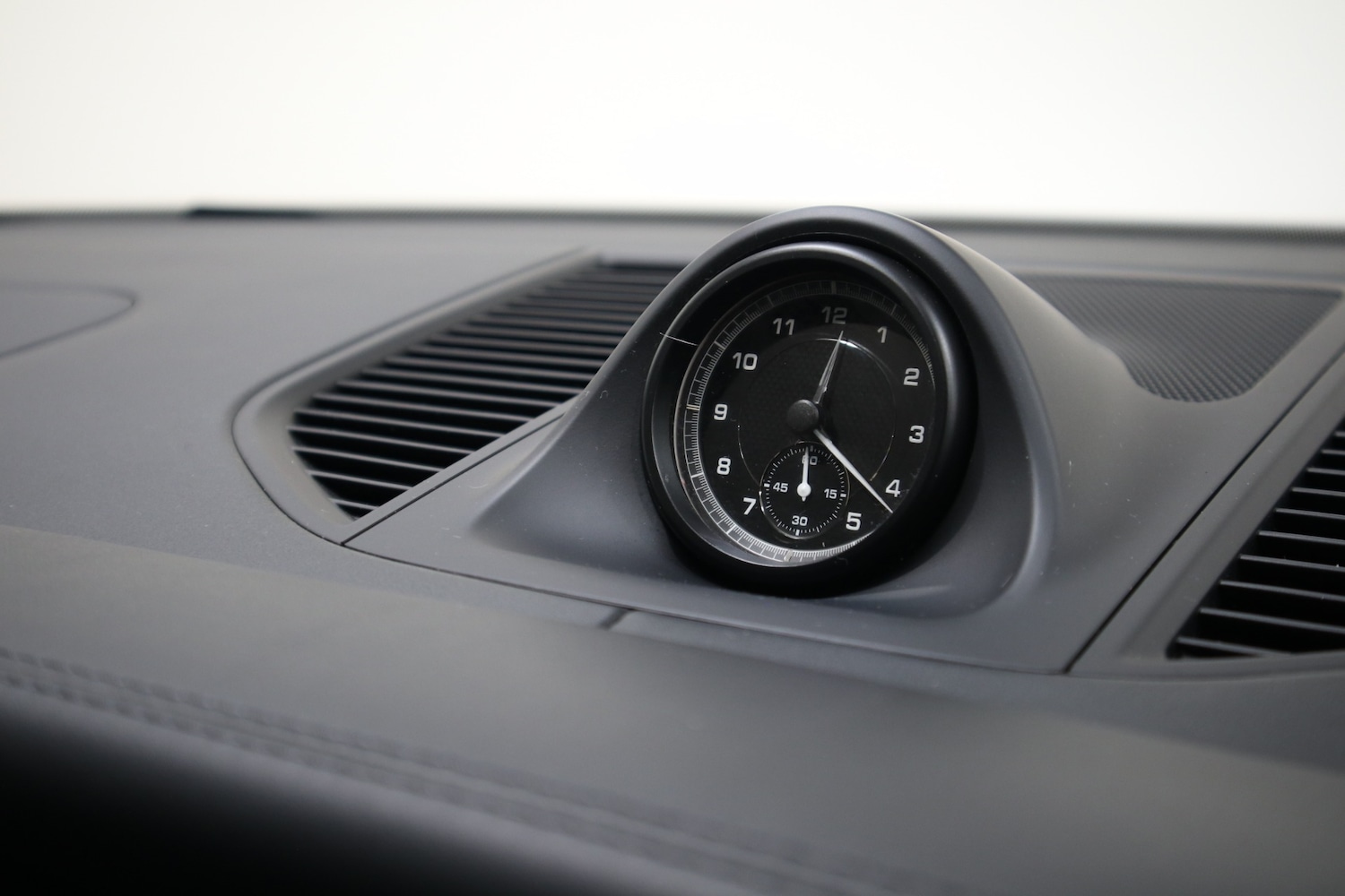 Used Porsche Macan 2022 for sale - 76662670: Photo 32