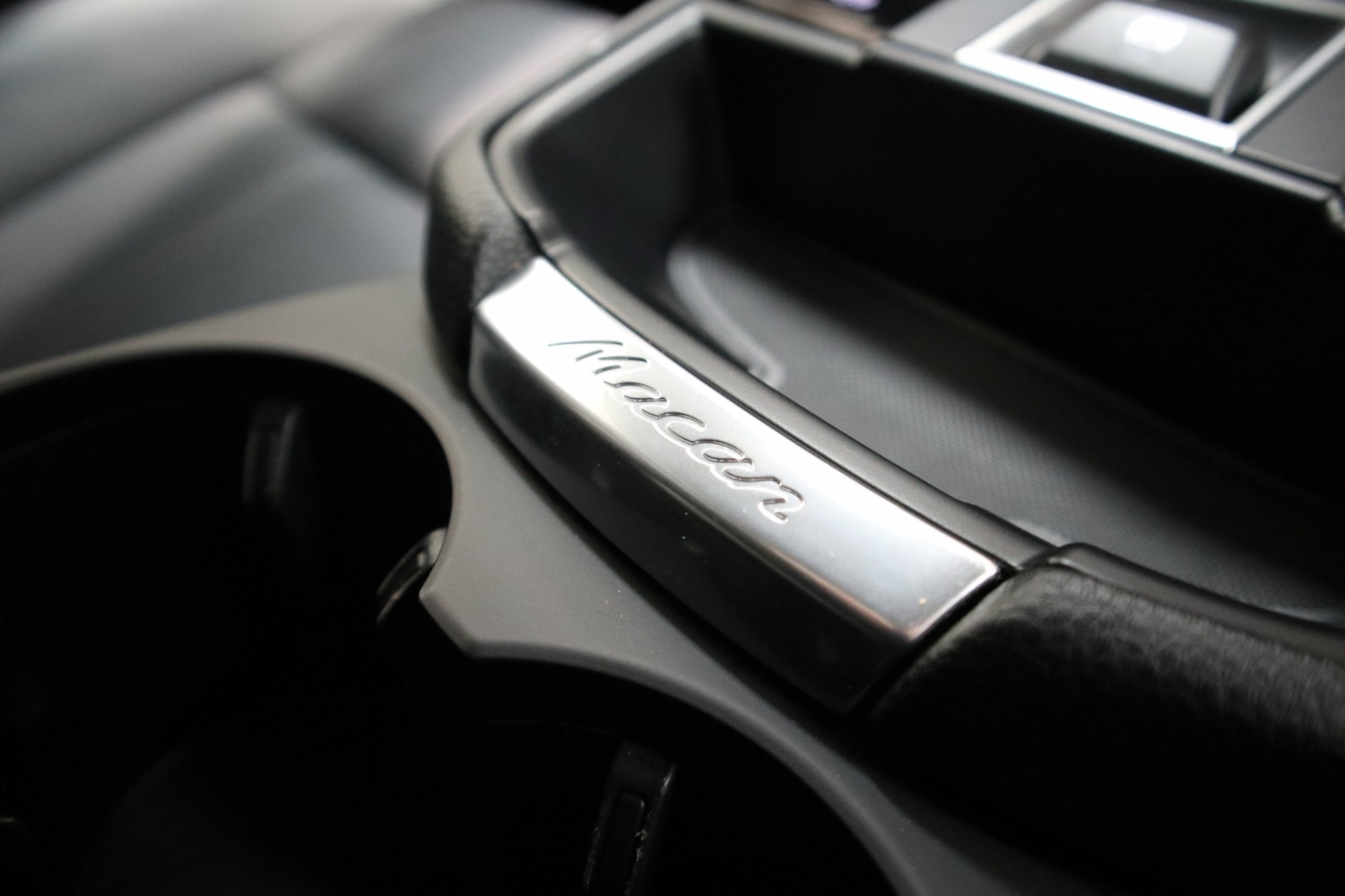 Used Porsche Macan 2022 for sale - 76662670: Photo 37