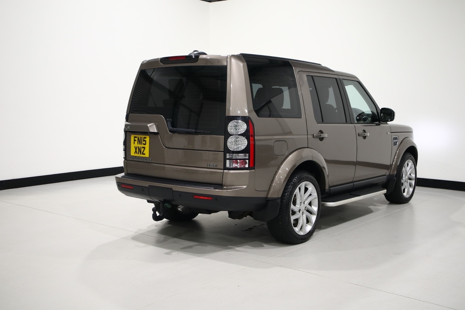 Used Land Rover Discovery 2015 for sale - 76882002: Photo 25
