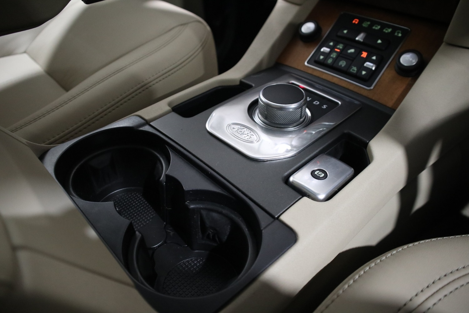 Used Land Rover Discovery 2015 for sale - 76882002: Photo 36