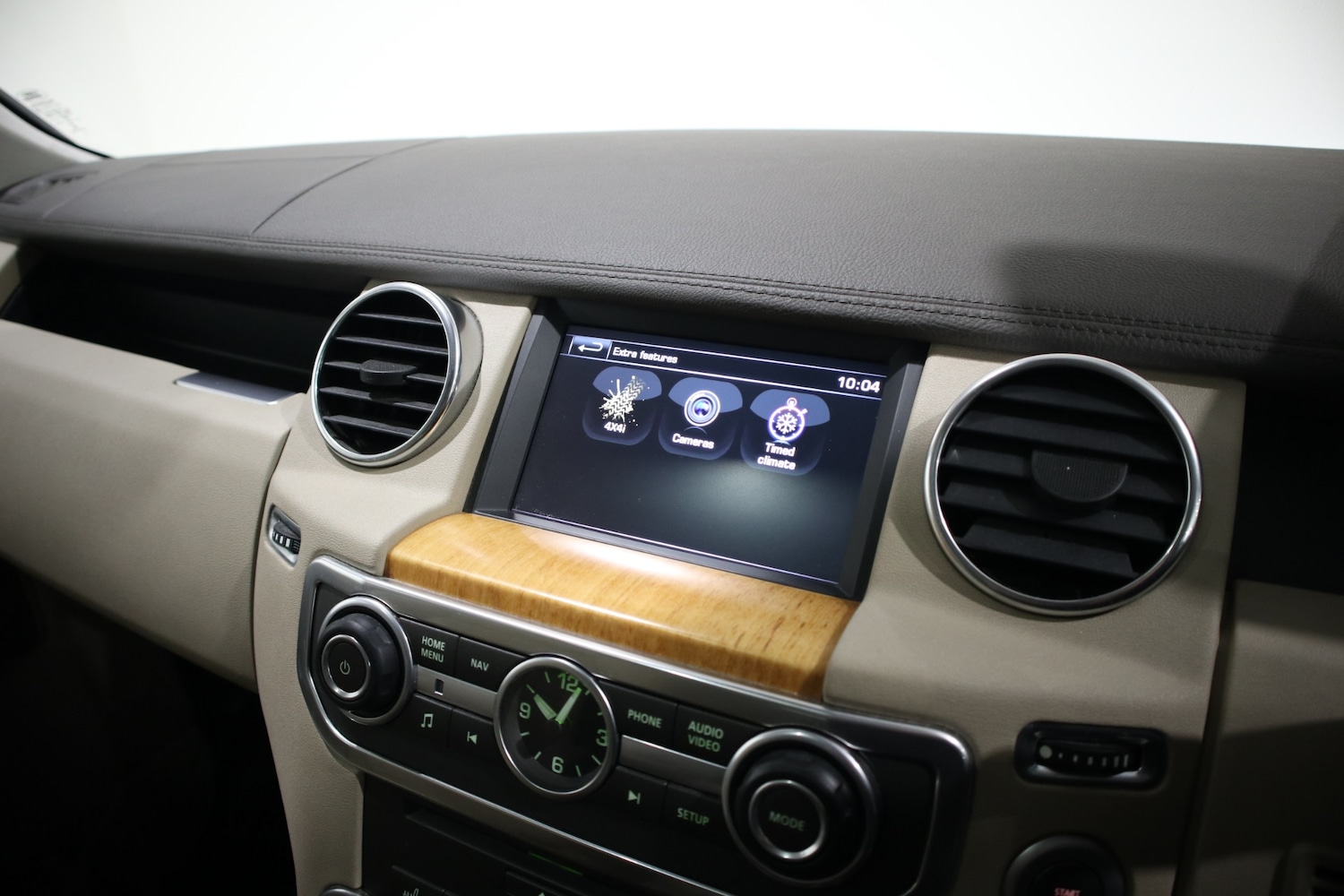 Used Land Rover Discovery 2015 for sale - 76882002: Photo 41