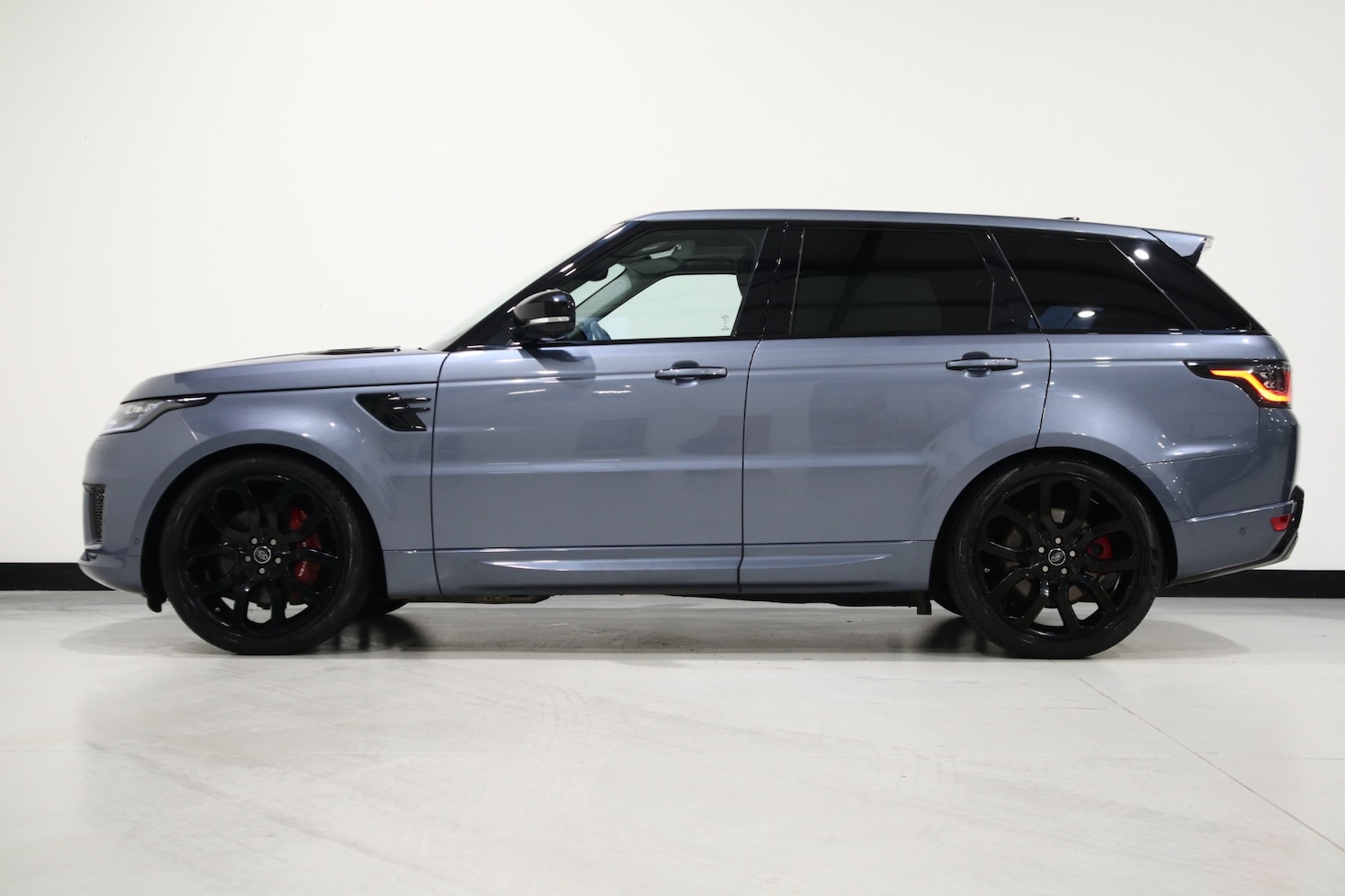 Used Land Rover Range Rover Sport 2018 for sale - 76682474: Photo 12