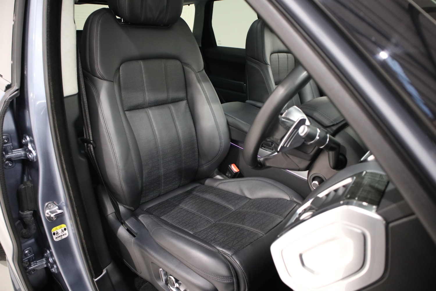 Used Land Rover Range Rover Sport 2018 for sale - 76682474: Photo 28