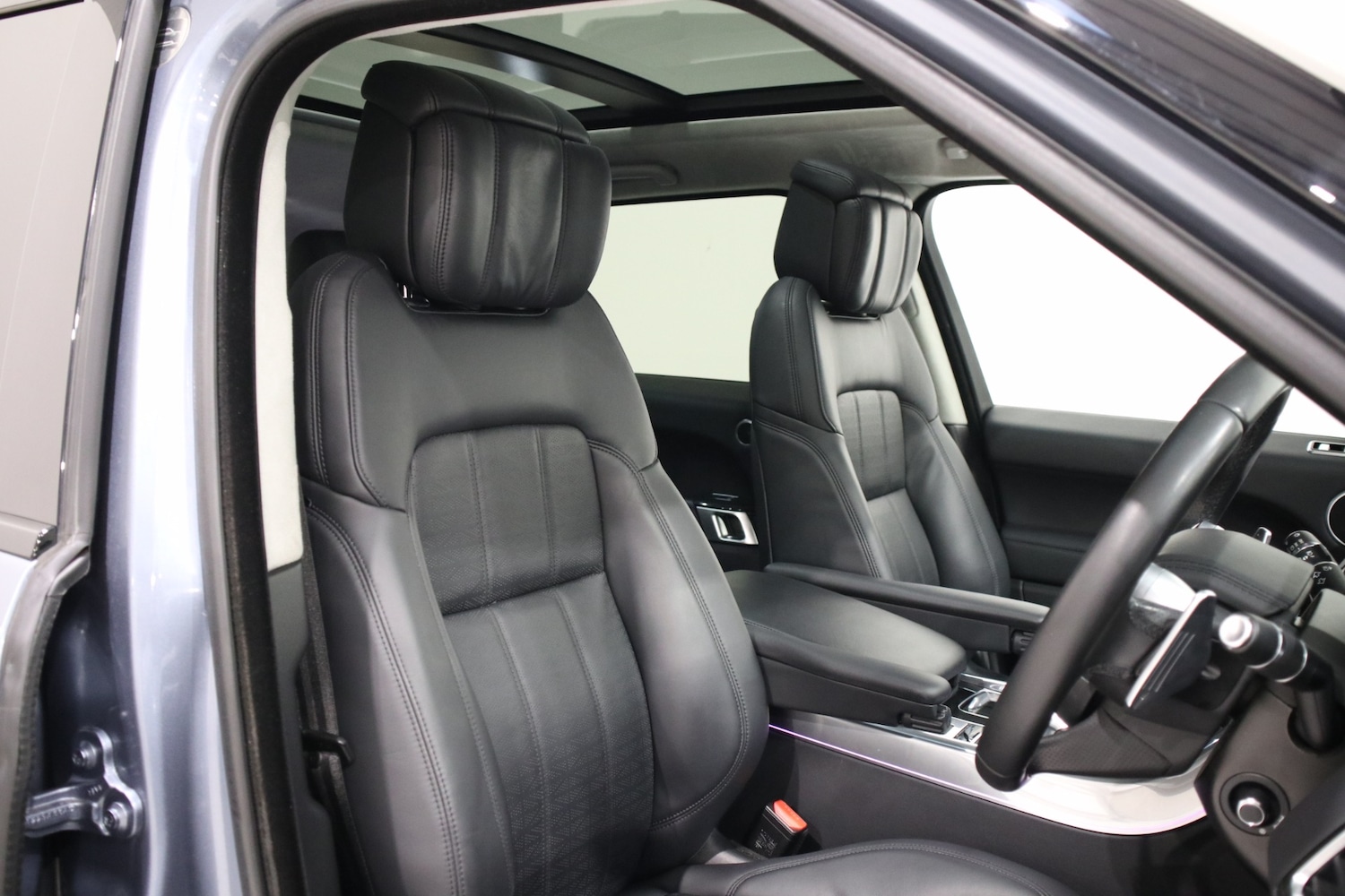 Used Land Rover Range Rover Sport 2018 for sale - 76682474: Photo 29