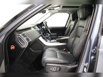 Used Land Rover Range Rover Sport 2018 for sale - 76682474: Photo