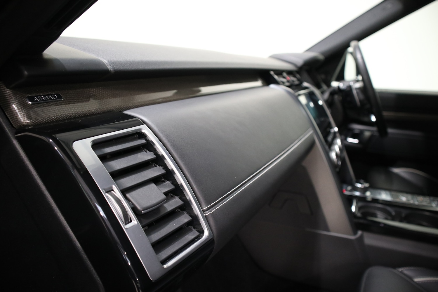 Used Land Rover Discovery 2019 for sale - 76662836: Photo 12