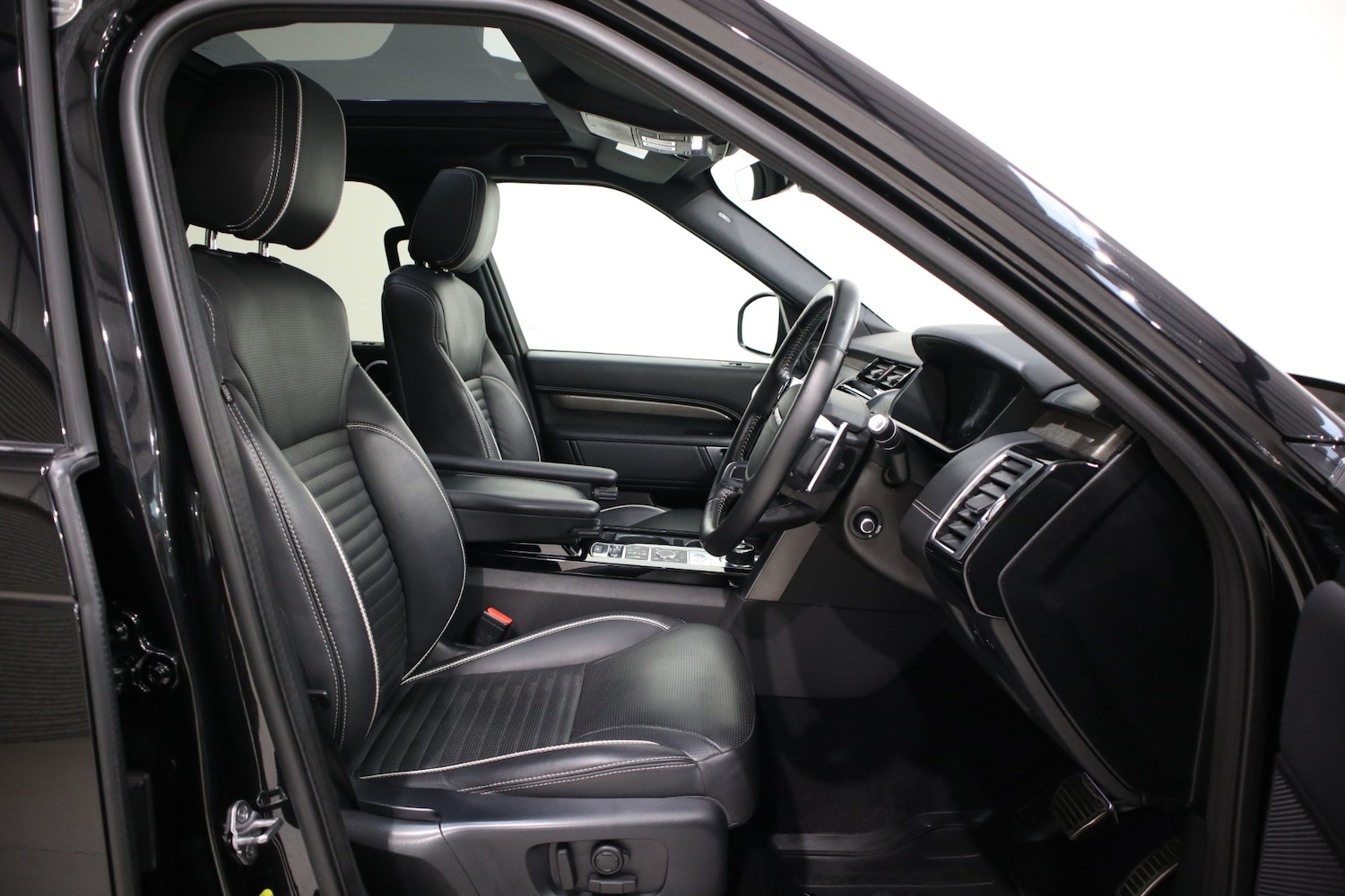 Used Land Rover Discovery 2019 for sale - 76662836: Photo 21