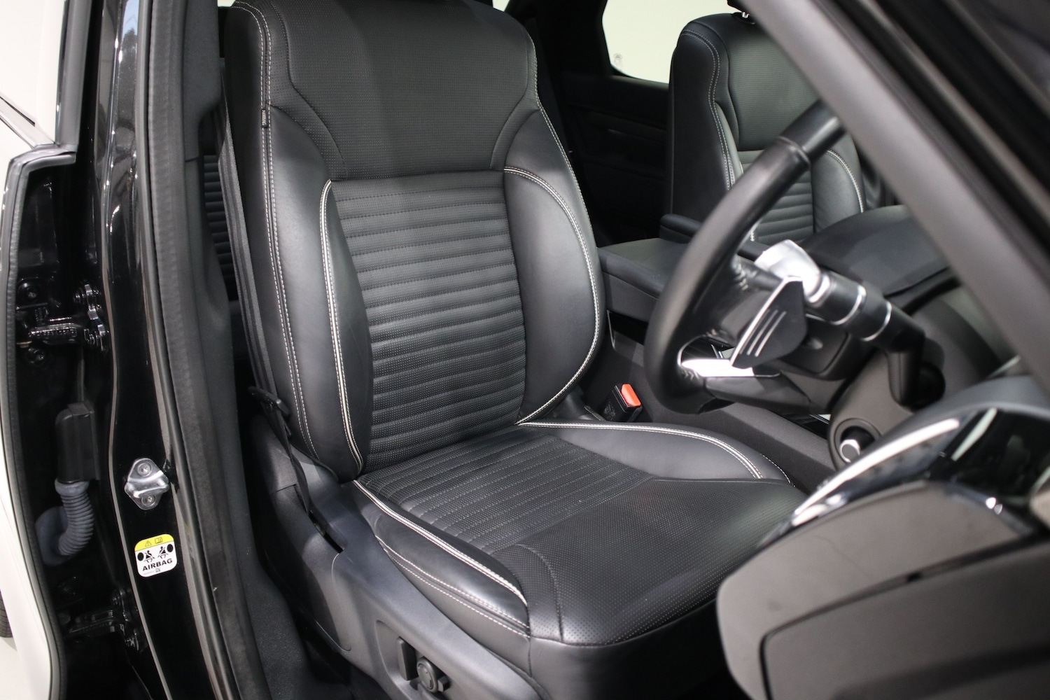 Used Land Rover Discovery 2019 for sale - 76662836: Photo 22