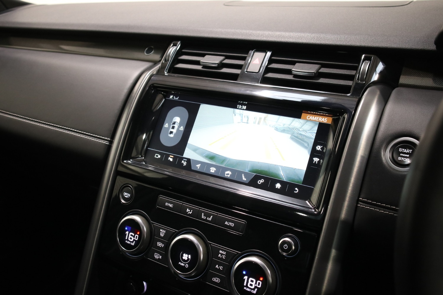 Used Land Rover Discovery 2019 for sale - 76662836: Photo 35