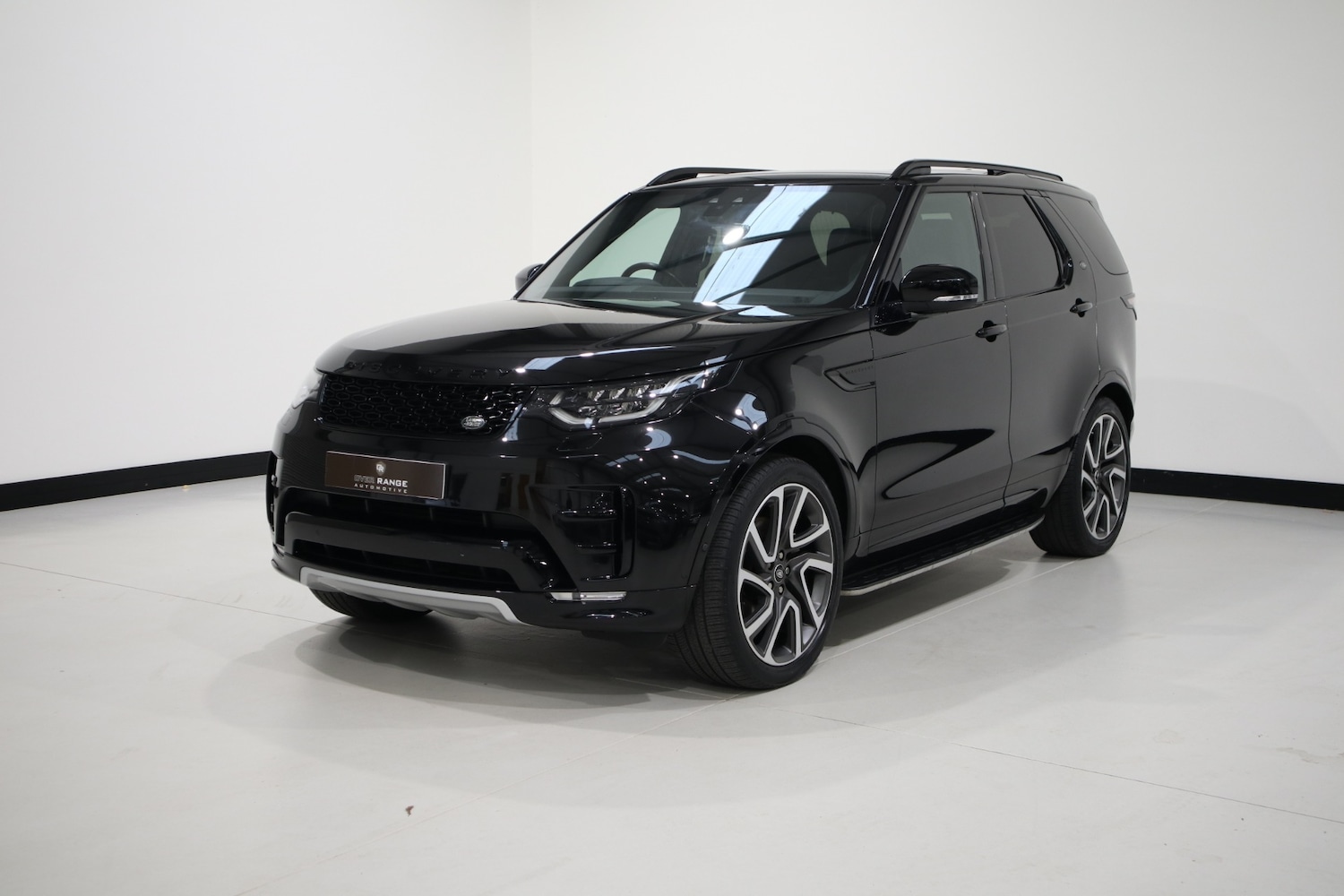 Used Land Rover Discovery 2019 for sale - 76662836: Photo 4