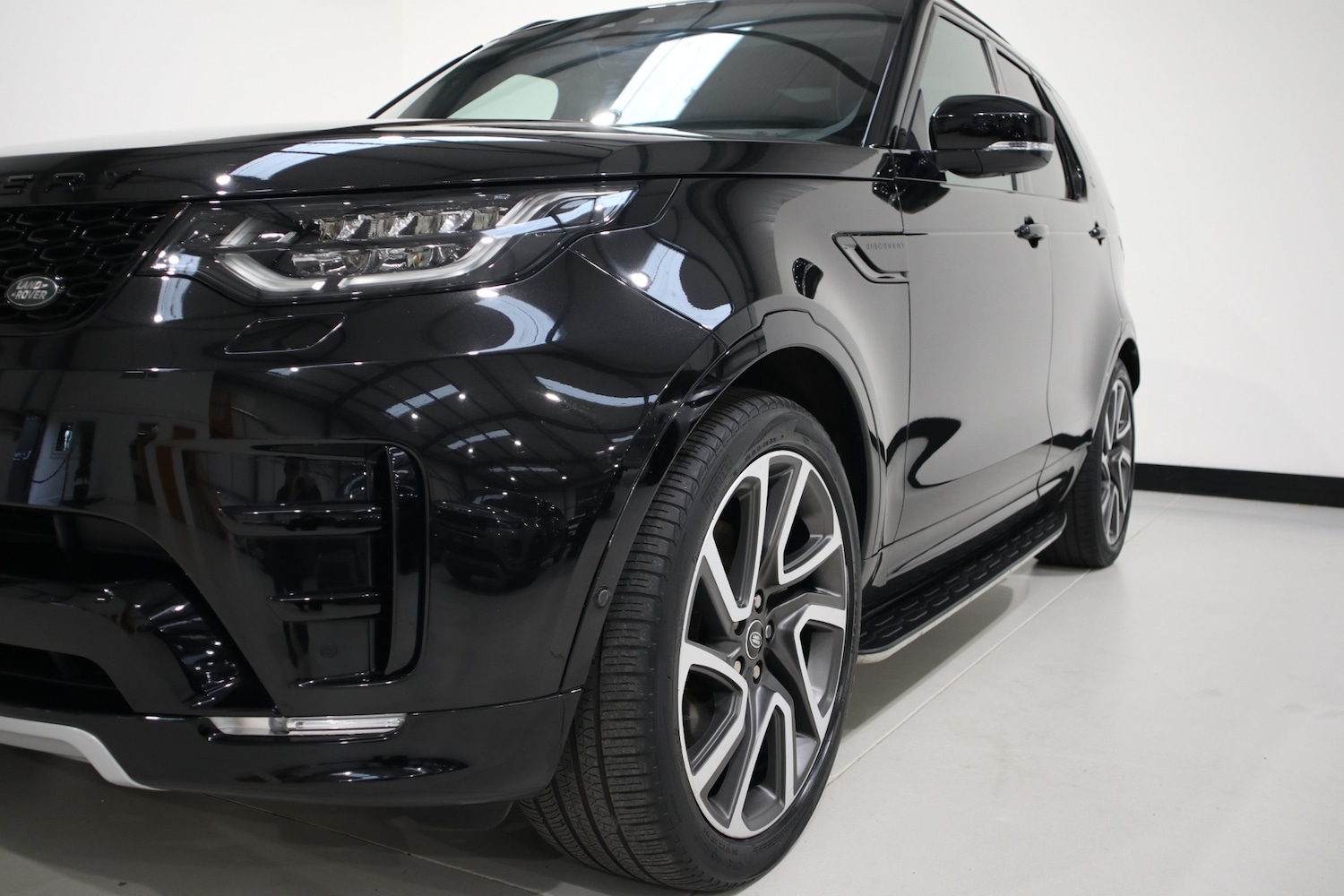 Used Land Rover Discovery 2019 for sale - 76662836: Photo 5