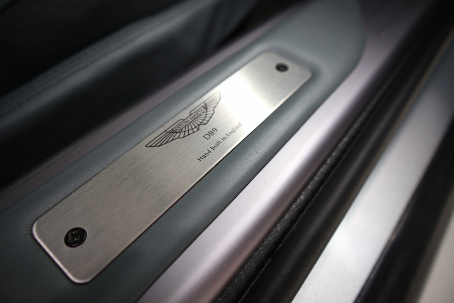 Used Aston Martin DB9 2004 for sale - 76663633: Photo 28