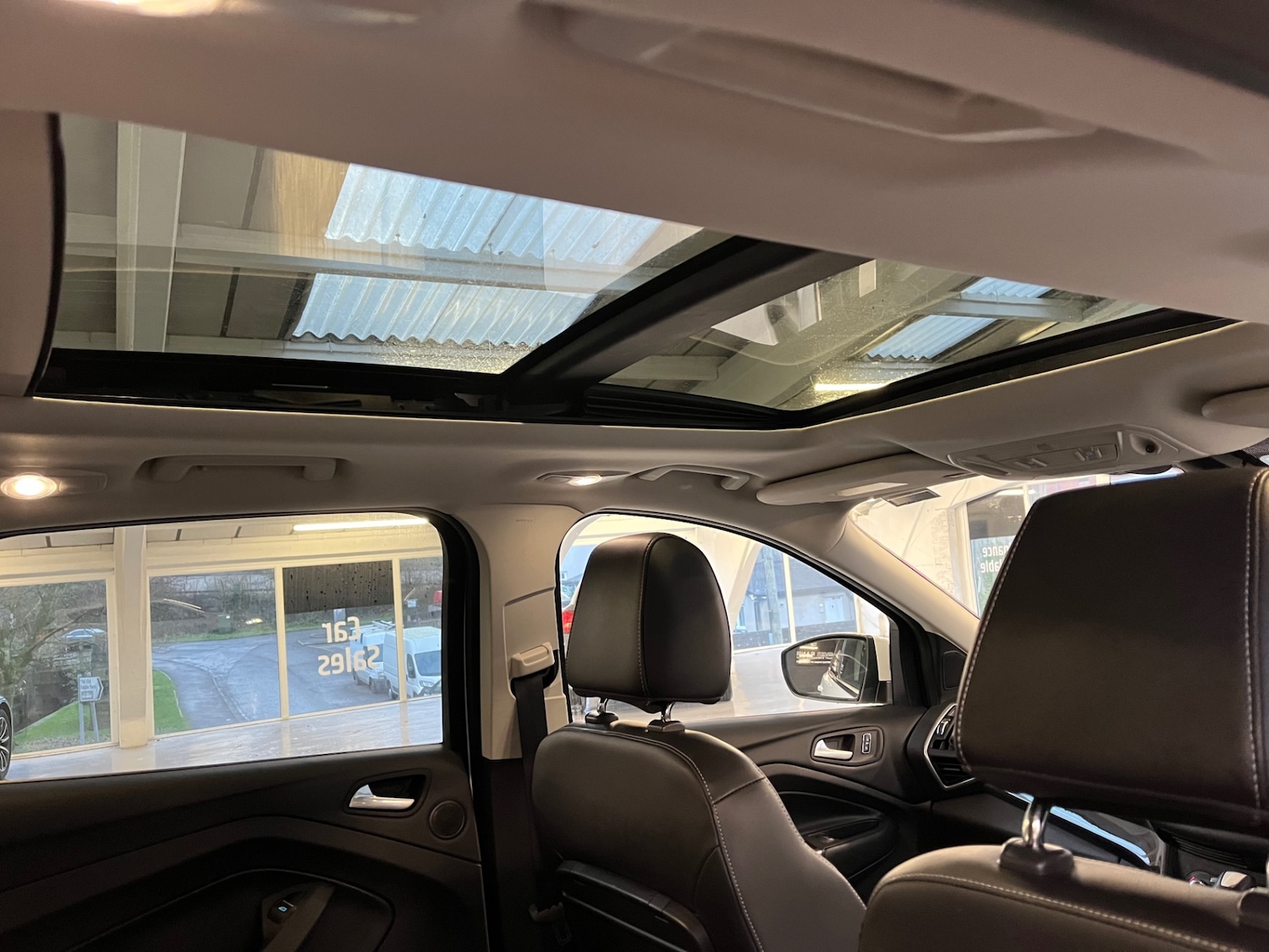 Used Ford Kuga 2014 for sale - 76916268: Photo 17