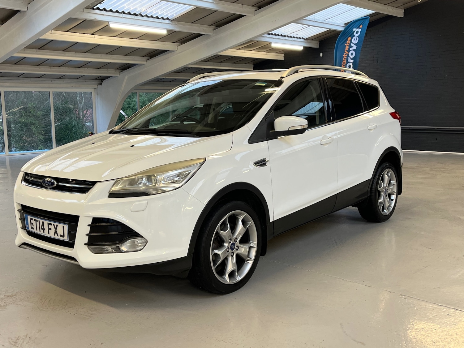 Used Ford Kuga 2014 for sale - 76916268: Photo 3