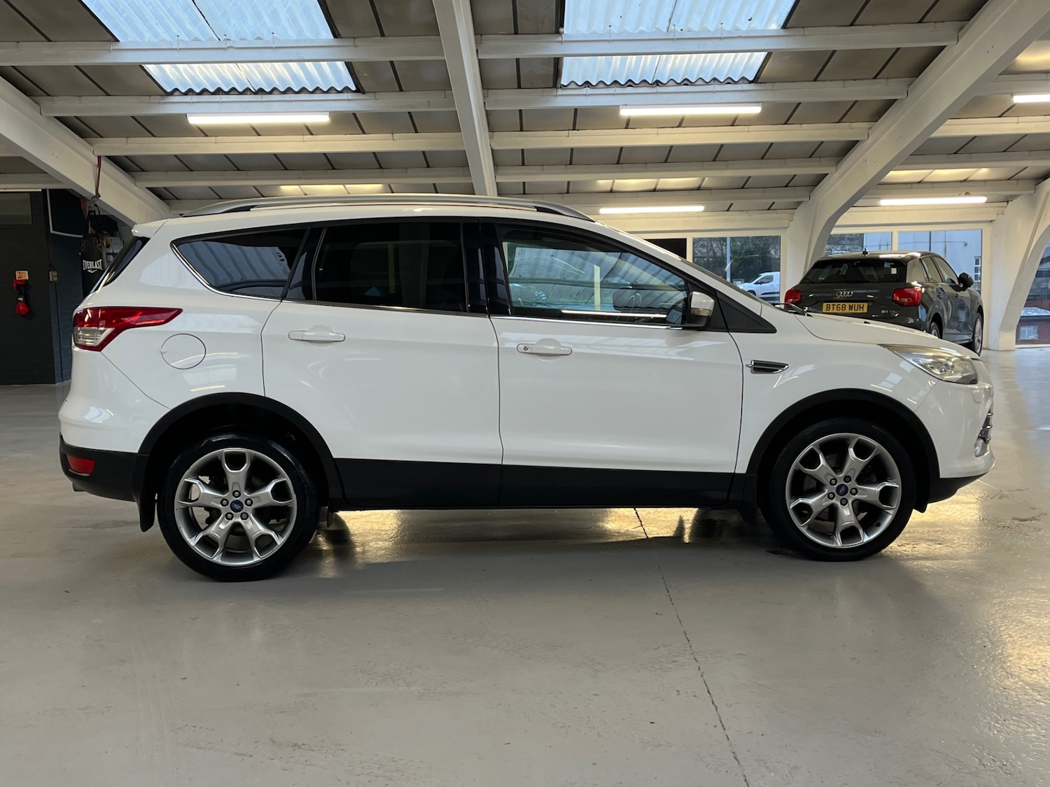 Used Ford Kuga 2014 for sale - 76916268: Photo 6