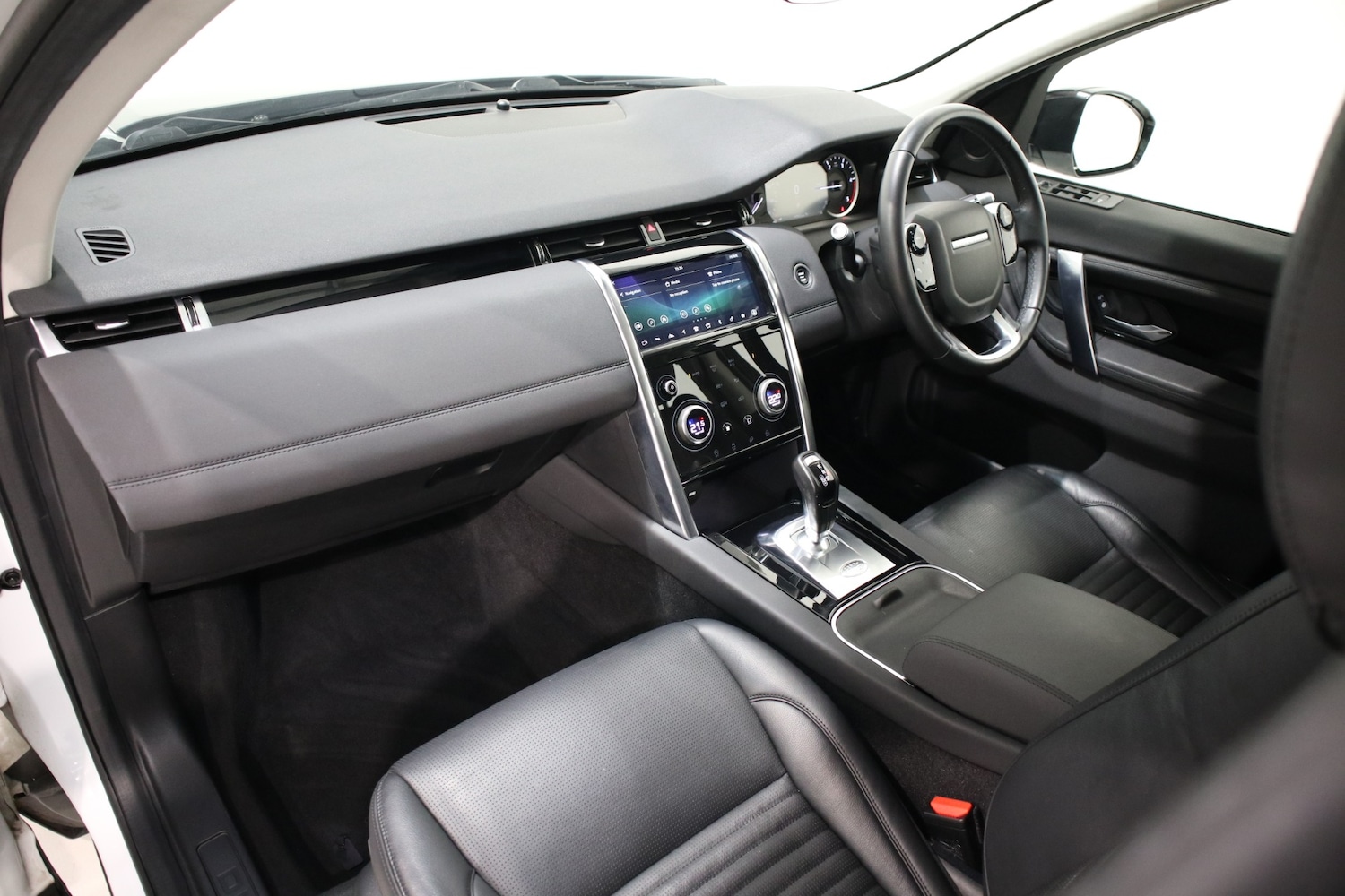 Used Land Rover Discovery Sport 2020 for sale - 76663350: Photo 12