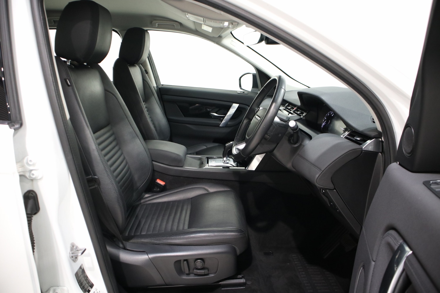 Used Land Rover Discovery Sport 2020 for sale - 76663350: Photo 18