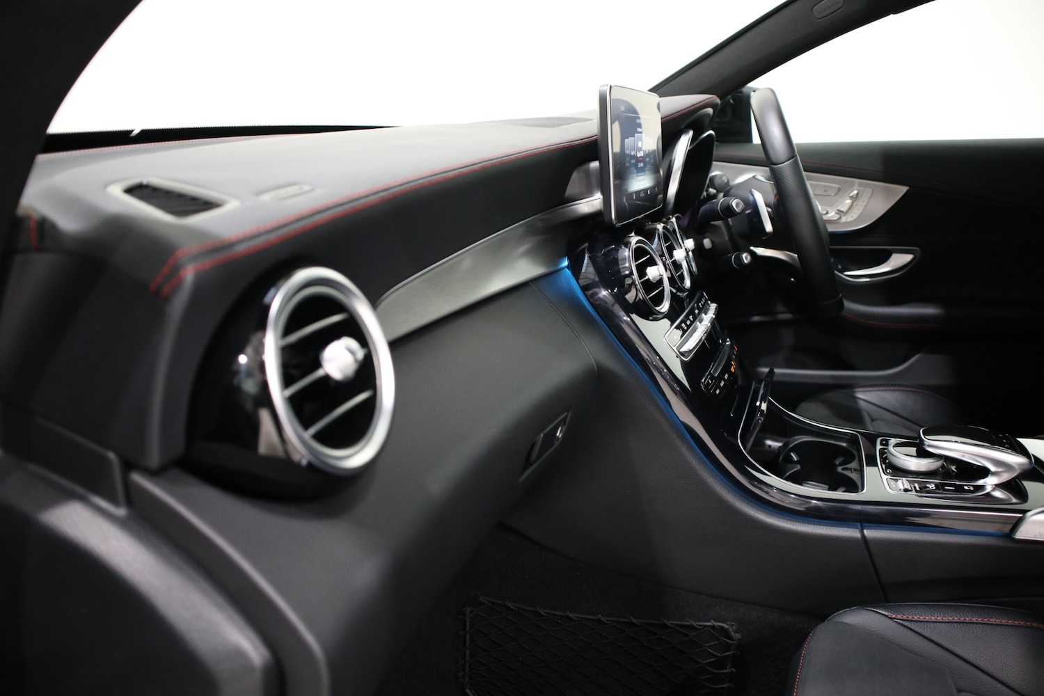 Used Mercedes-Benz C Class 2017 for sale - 76780427: Photo 17