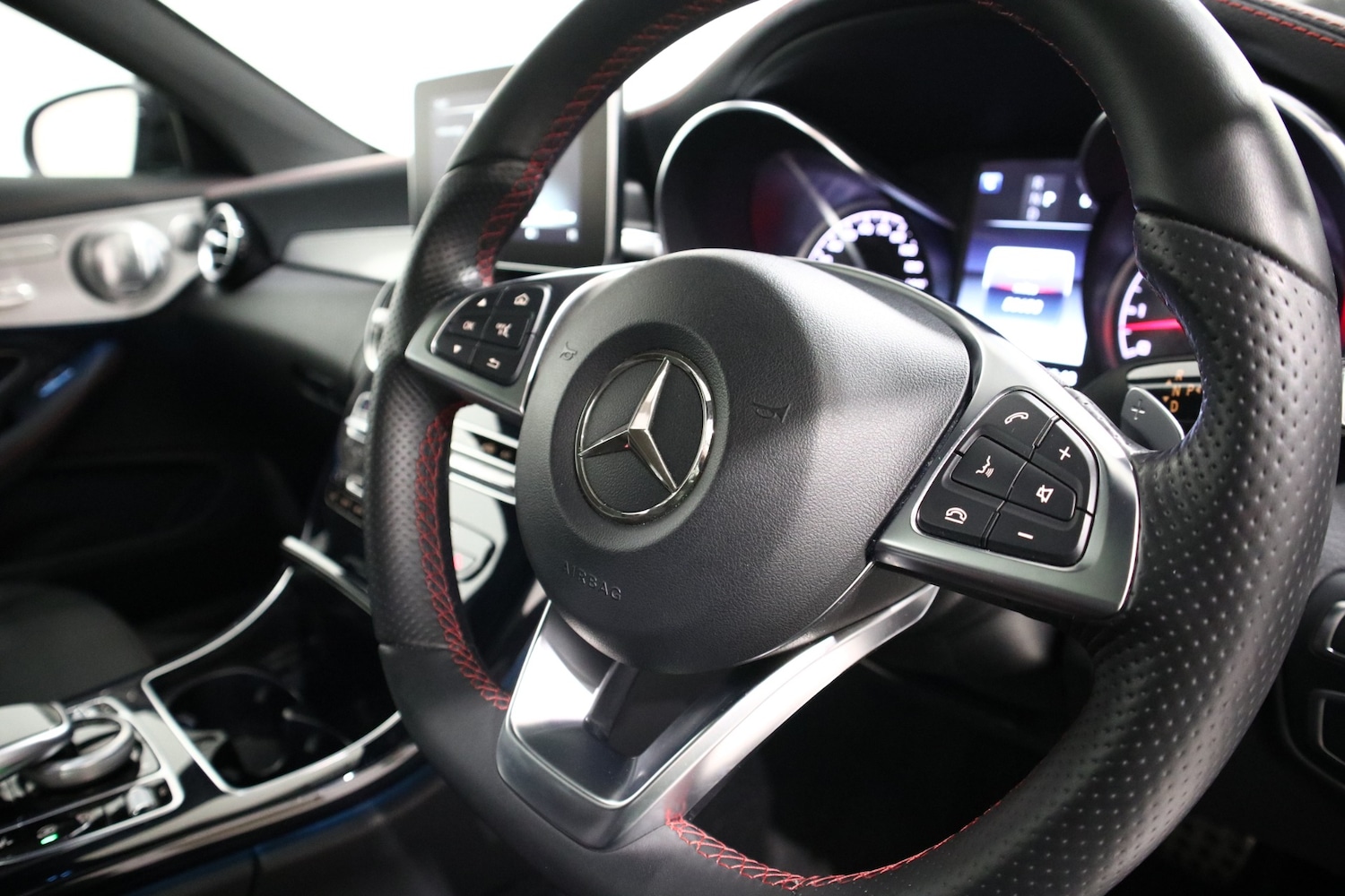 Used Mercedes-Benz C Class 2017 for sale - 76780427: Photo 23