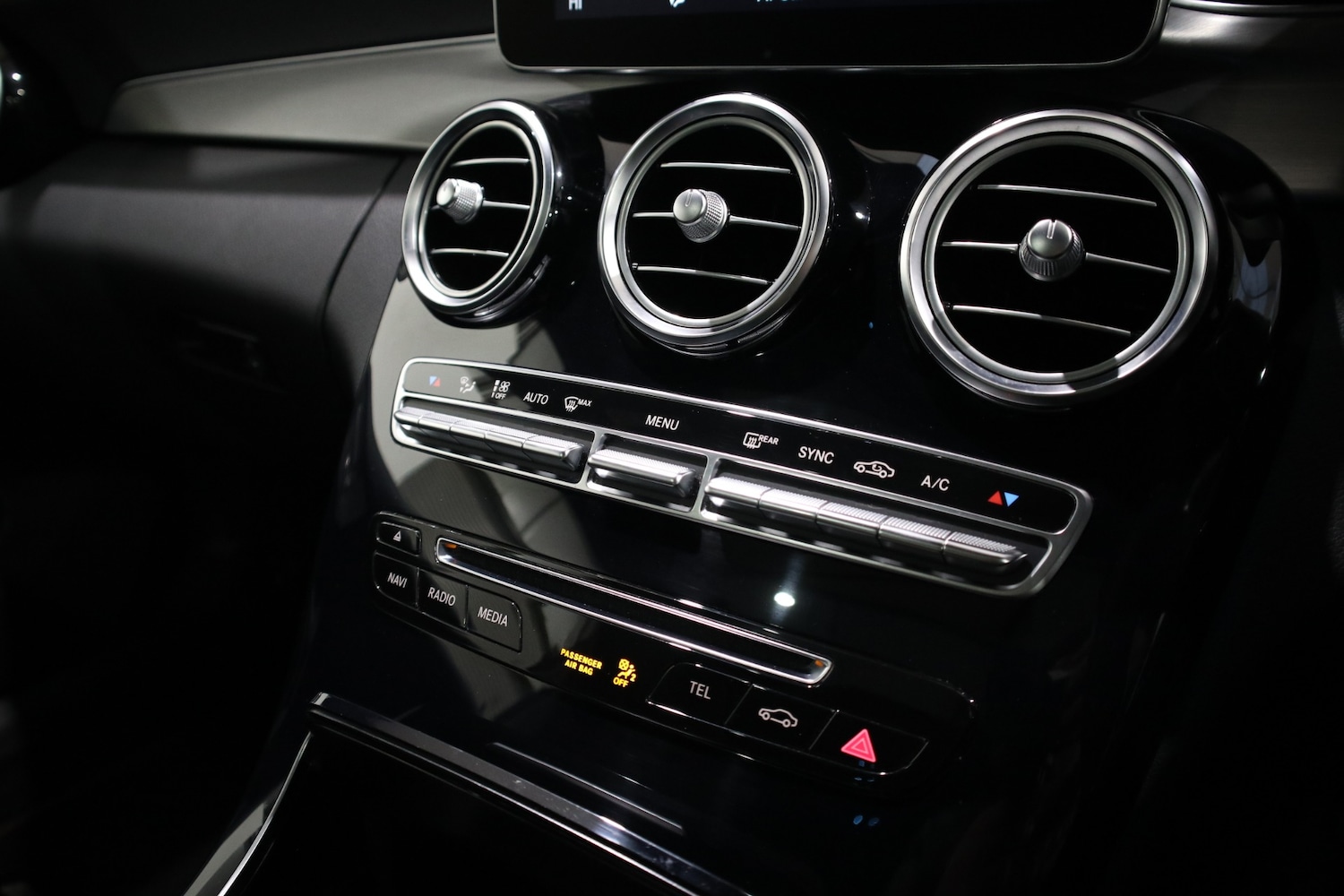 Used Mercedes-Benz C Class 2017 for sale - 76780427: Photo 31