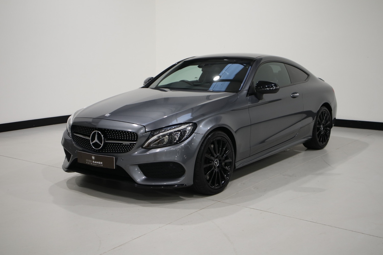 Used Mercedes-Benz C Class 2017 for sale - 76780427: Photo 4