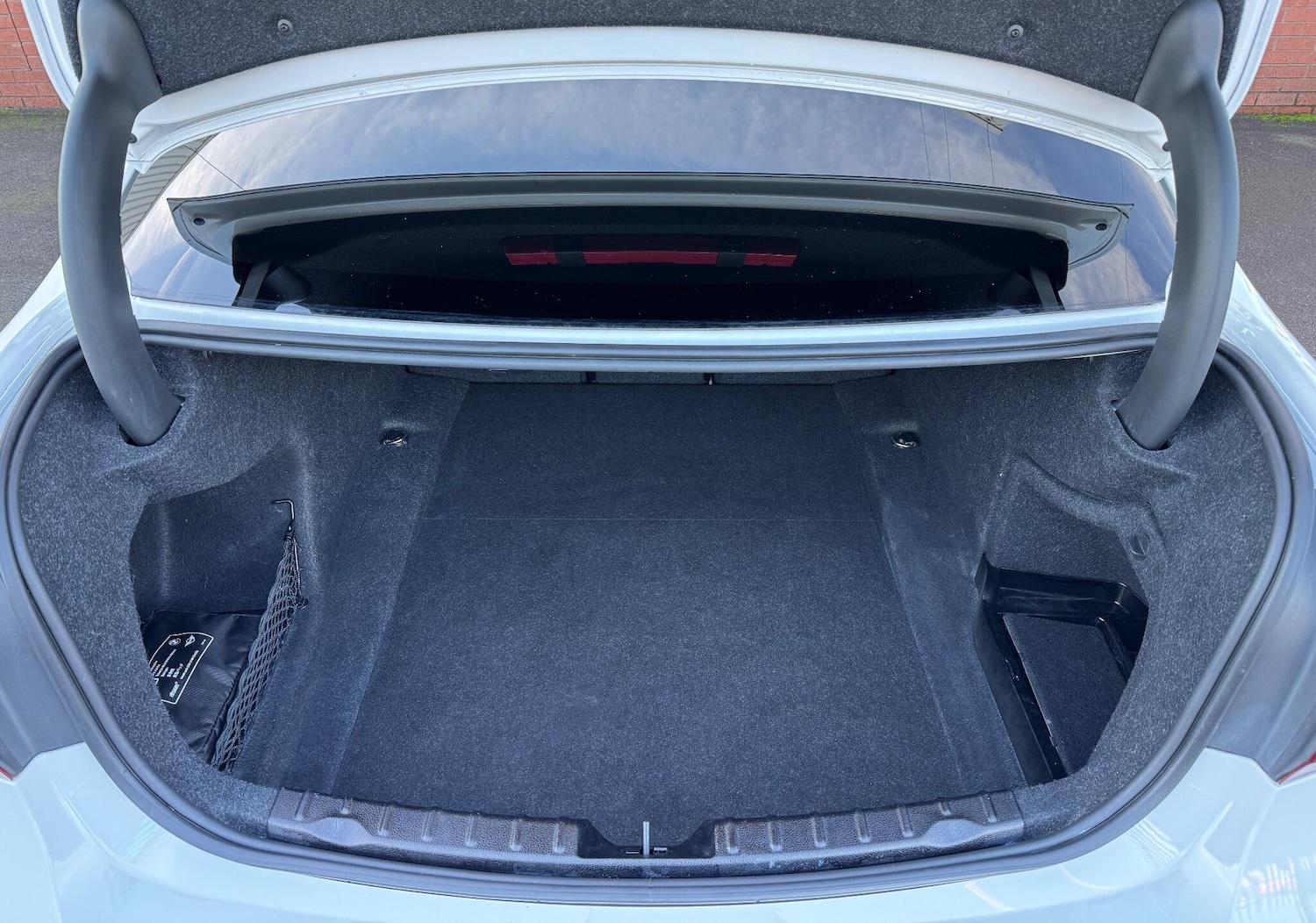 Used BMW 3 Series 2018 for sale - 76689783: Photo 11