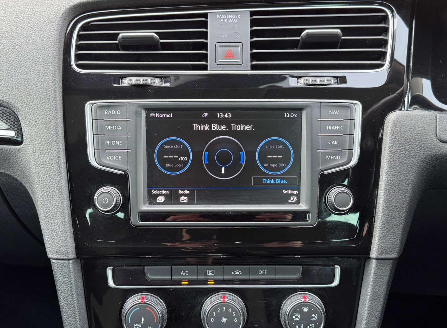 Used Volkswagen Golf 2016 for sale - 77993691: Photo 25