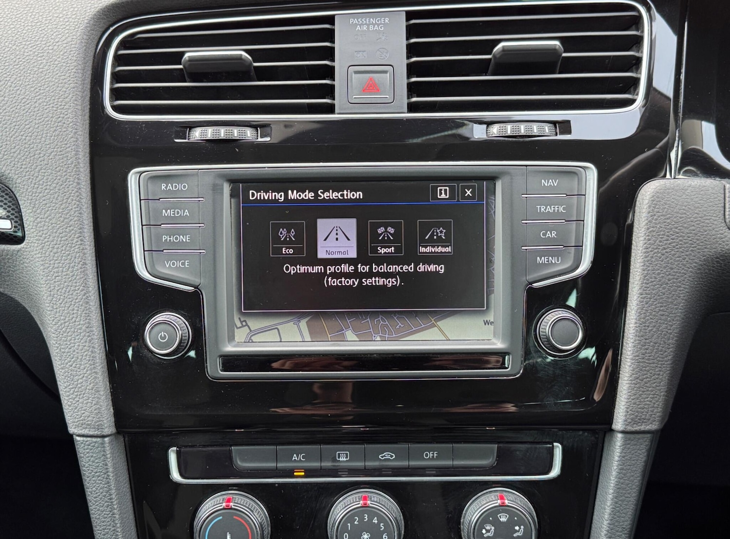 Used Volkswagen Golf 2016 for sale - 77993691: Photo 26