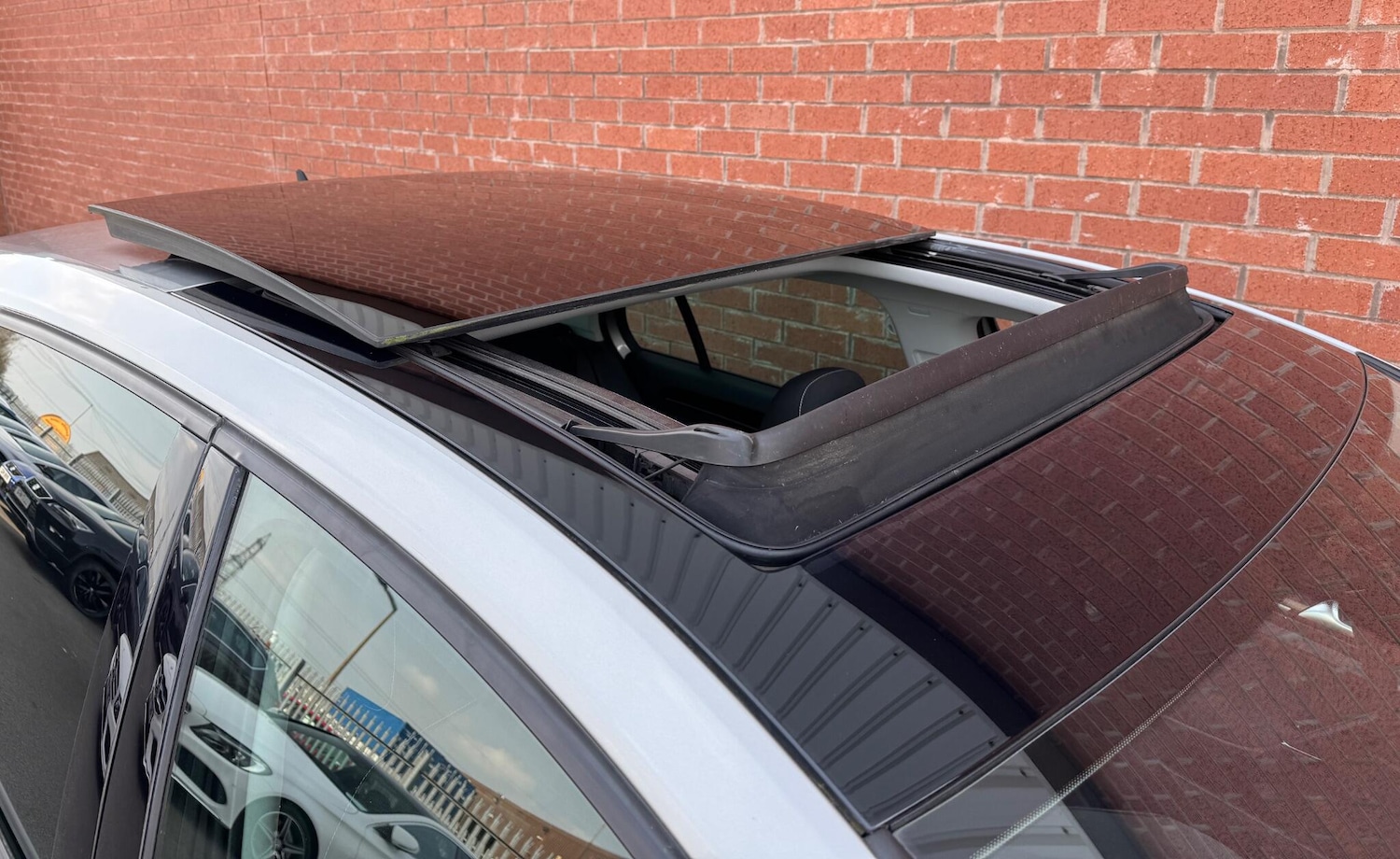 Used Volkswagen Golf 2016 for sale - 77993691: Photo 4