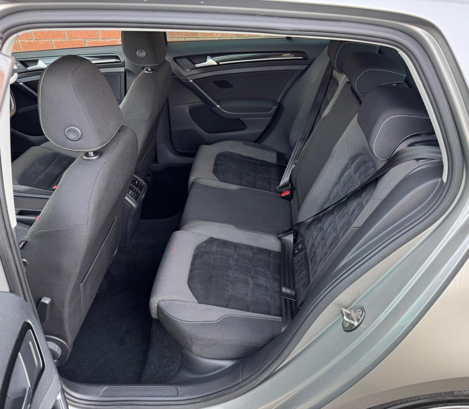 Used Volkswagen Golf 2016 for sale - 77993691: Photo 42