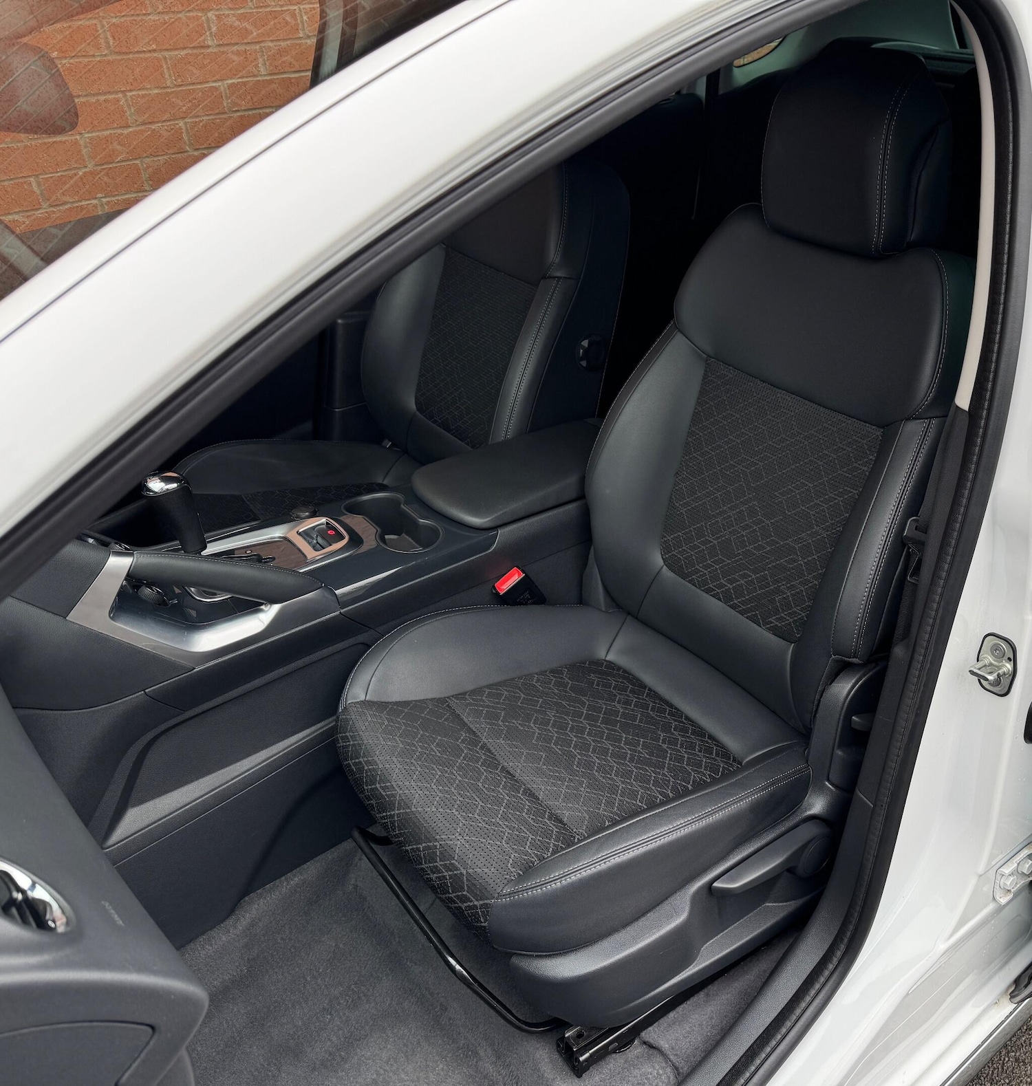 Used Peugeot 3008 2016 for sale - 76612876: Photo 36