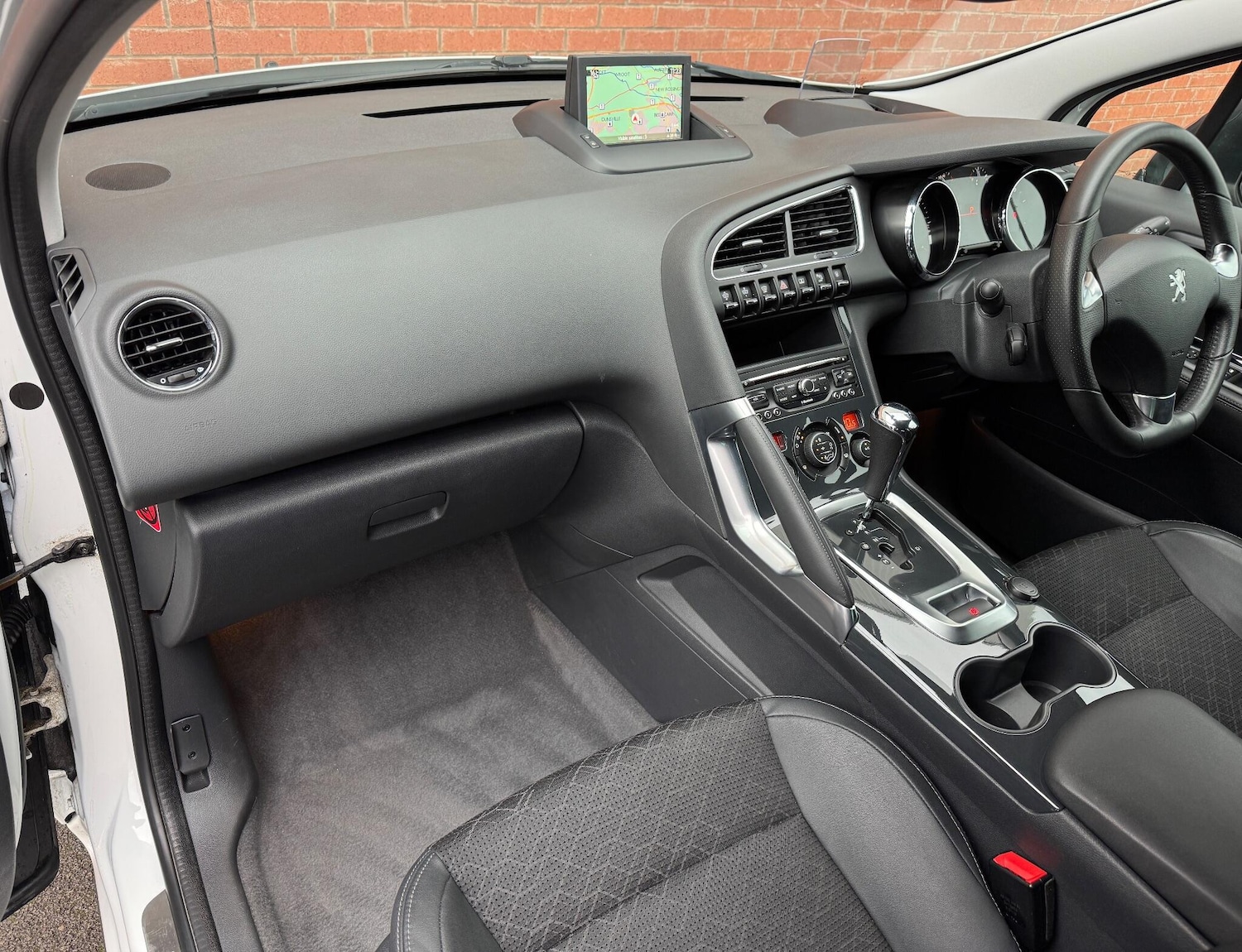 Used Peugeot 3008 2016 for sale - 76612876: Photo 38