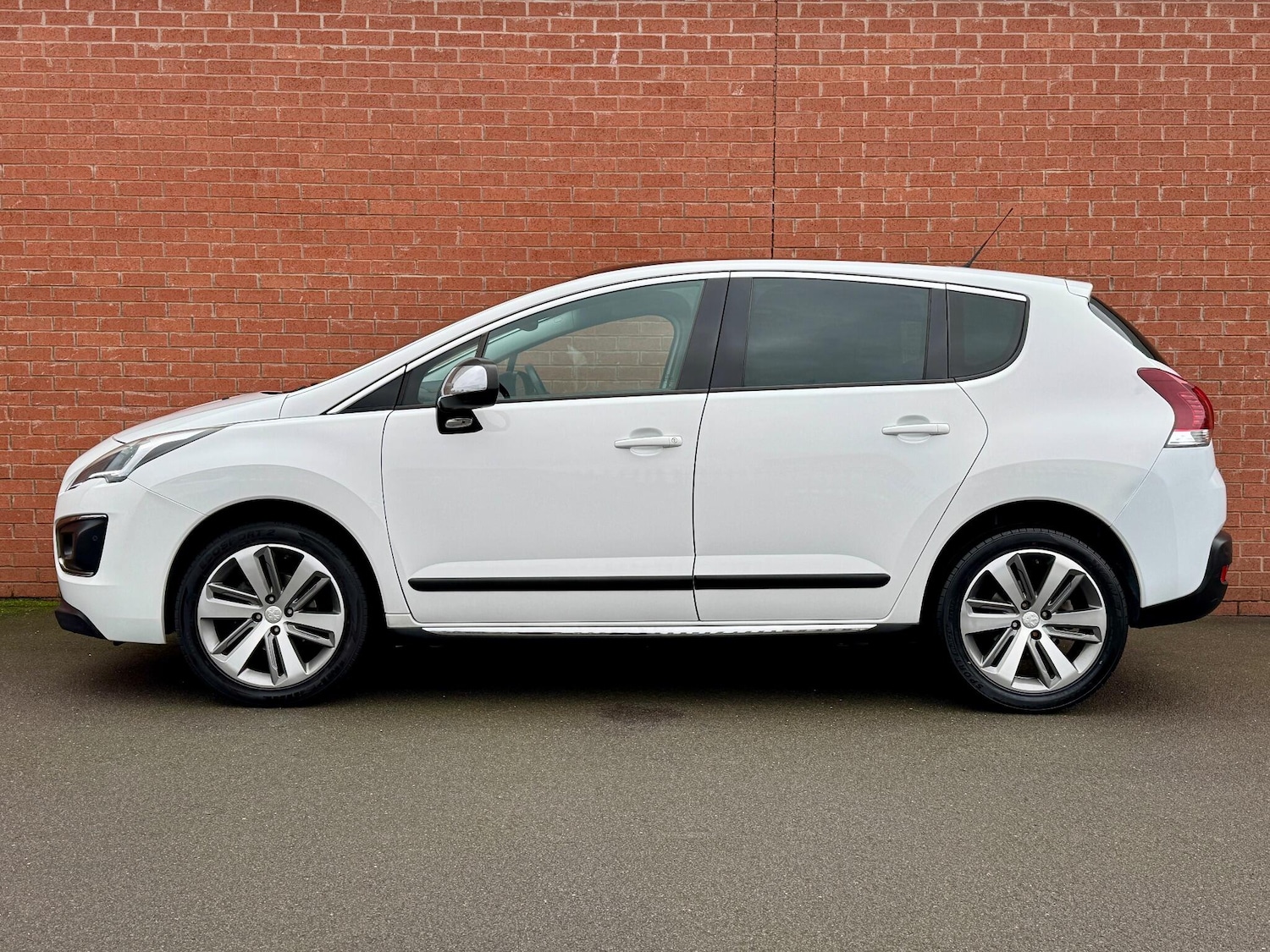 Used Peugeot 3008 2016 for sale - 76612876: Photo 8