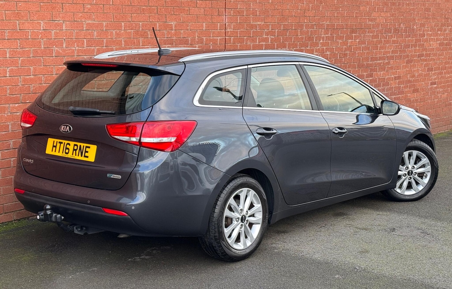 Used Kia Ceed 2016 for sale - 76689660: Photo 4