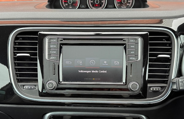 Used Volkswagen Beetle 2018 for sale - 76284207: Photo 22