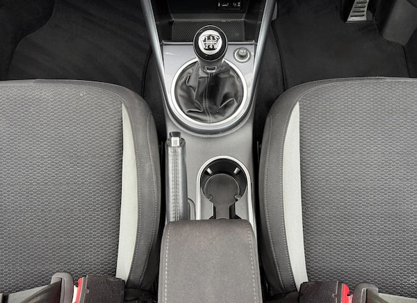 Used Volkswagen Beetle 2018 for sale - 76284207: Photo 25