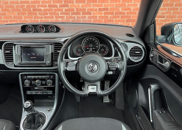 Used Volkswagen Beetle 2018 for sale - 76284207: Photo 26