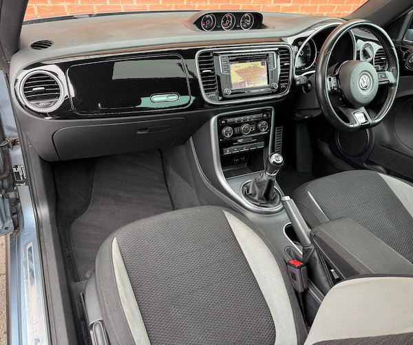 Used Volkswagen Beetle 2018 for sale - 76284207: Photo 36