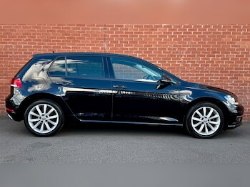 Used Volkswagen Golf 2017 for sale - 75905417: Photo