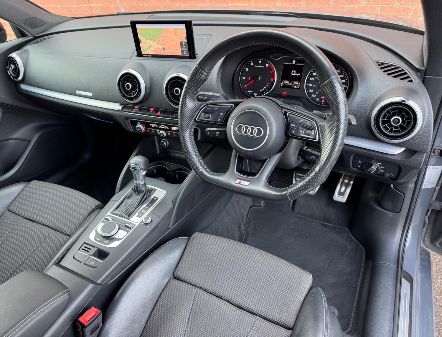 Used Audi A3 2017 for sale - 77978202: Photo 2