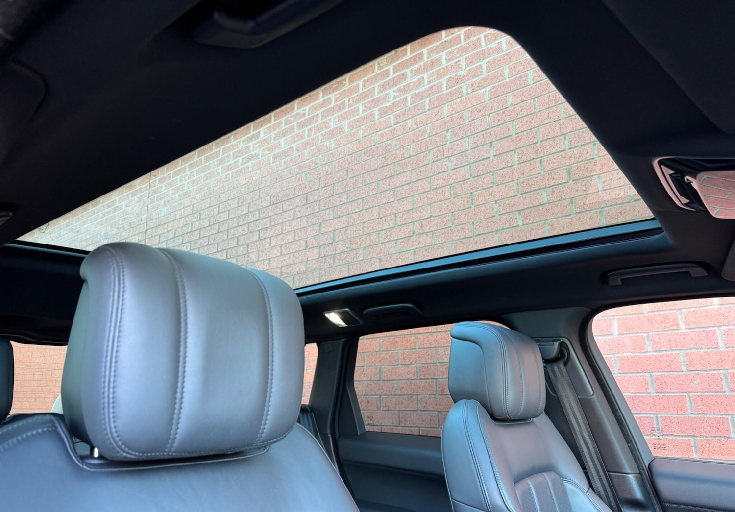 Used Land Rover Range Rover Sport 2022 for sale - 77425605: Photo 4