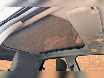 Used Citroen C4 Cactus 2017 for sale - 79279719: Photo