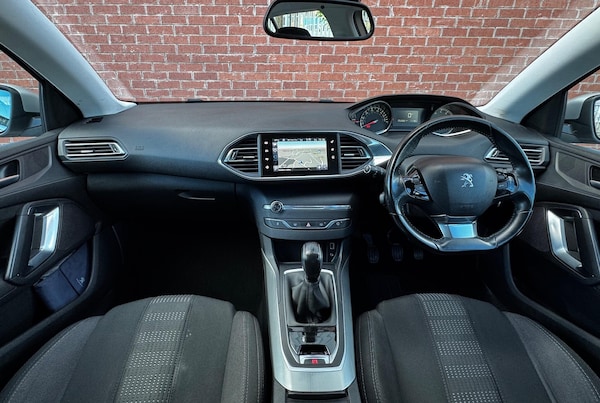 Used Peugeot 308 2016 for sale - 76189994: Photo 15