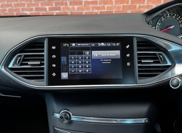 Used Peugeot 308 2016 for sale - 76189994: Photo 19