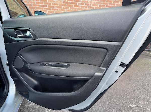 Used Peugeot 308 2016 for sale - 76189994: Photo 28