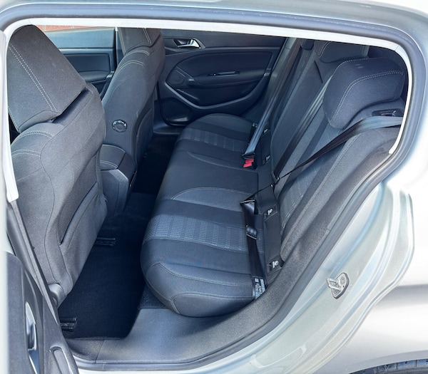 Used Peugeot 308 2016 for sale - 76189994: Photo 37