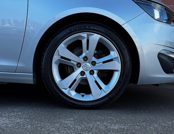 Used Peugeot 308 2016 for sale - 76189994: Photo 40