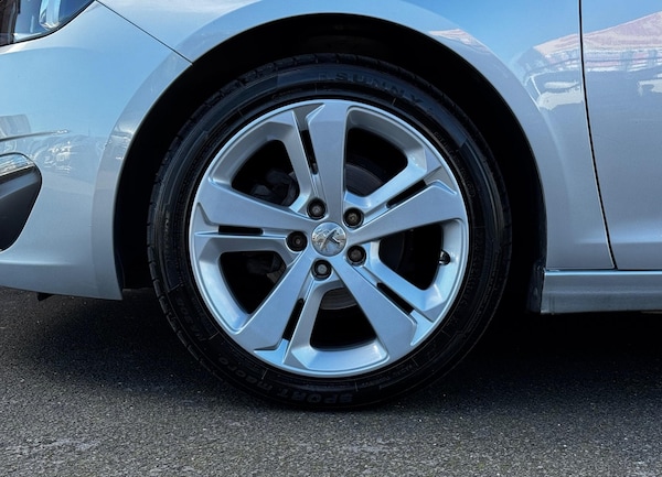 Used Peugeot 308 2016 for sale - 76189994: Photo 41