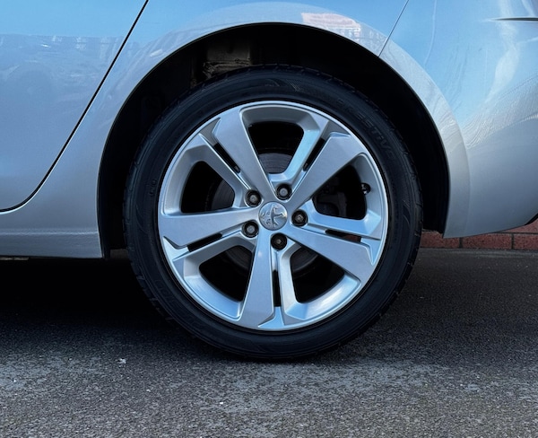 Used Peugeot 308 2016 for sale - 76189994: Photo 42
