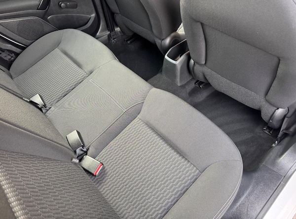 Used Peugeot 208 2017 for sale - 76306736: Photo 26